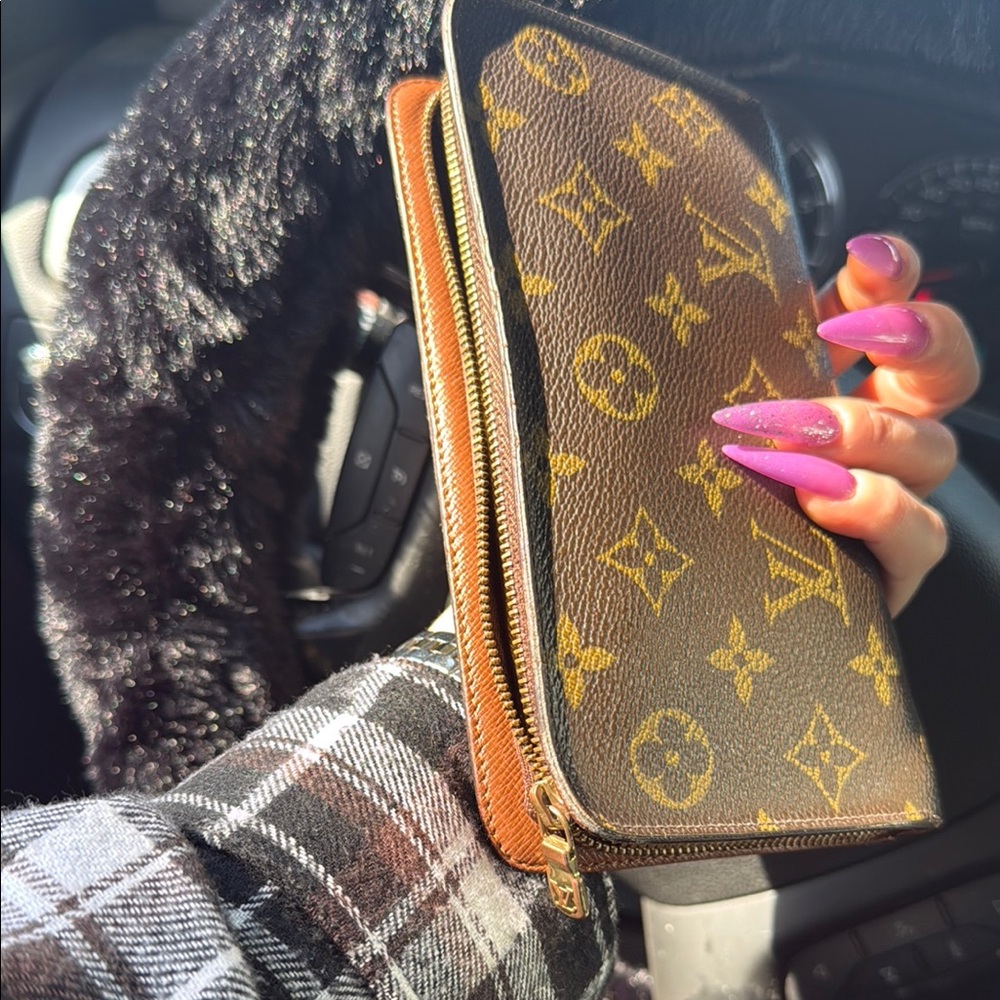 Louis Vuitton Brown Monogram Wallet - Picture 7 of 11